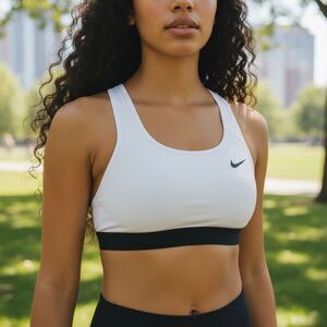 Nike Dri-Fit White & Black Racerback Sports Bra – Size‎ M